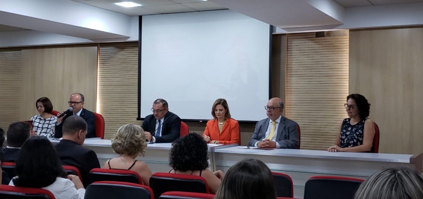 Papel da ouvidoria é discutido em seminário