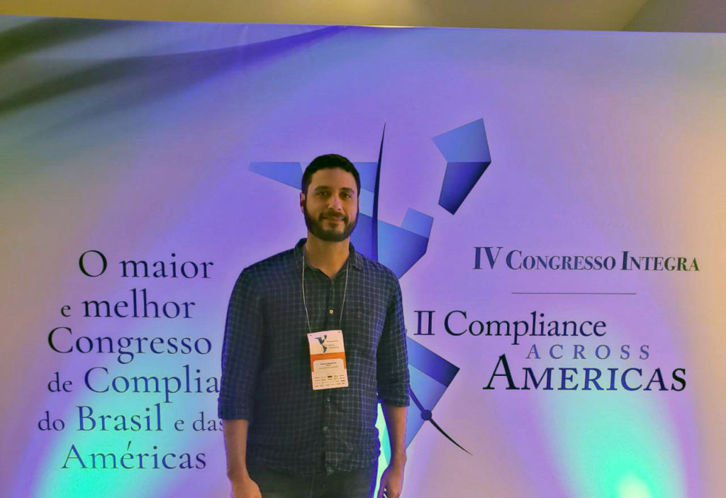 Gestor da SCGE presente em congresso sobre compliance em SP
