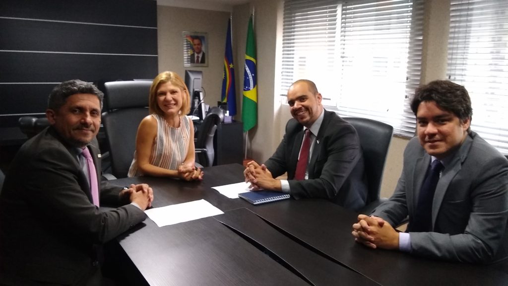 Controladorias do Estado e da União vão viabilizar acordo de cooperação