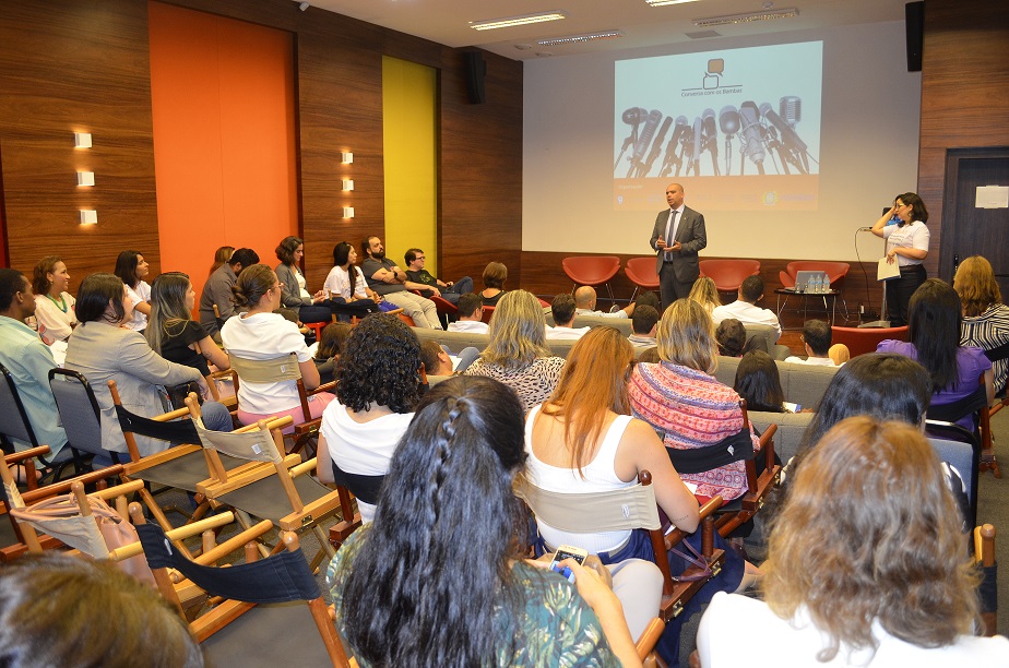 Conversa com os Bambas debate “insurgência no serviço público”