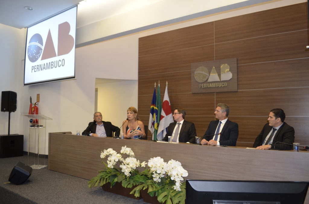 Seminário da OAB-PE debate sobre compliance e governança