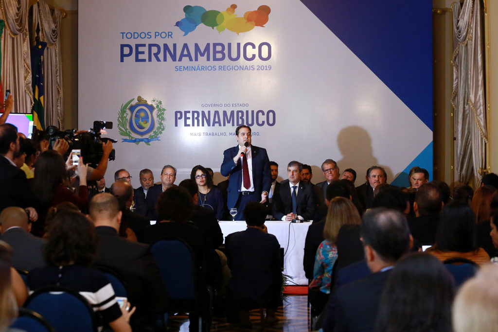 Paulo Câmara lança versão digital do Programa Todos por Pernambuco