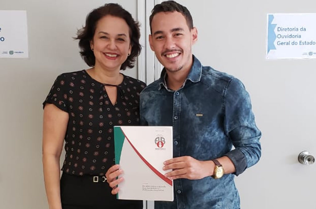 Ouvidor do município de Vicência visita OGE