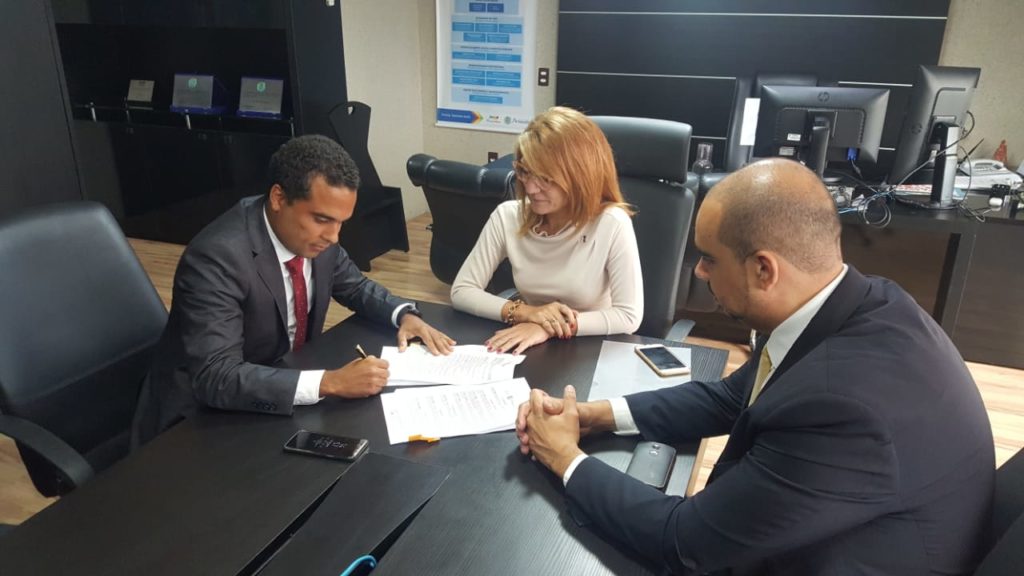 Controladoria fecha acordos de cooperação técnica com a PCR