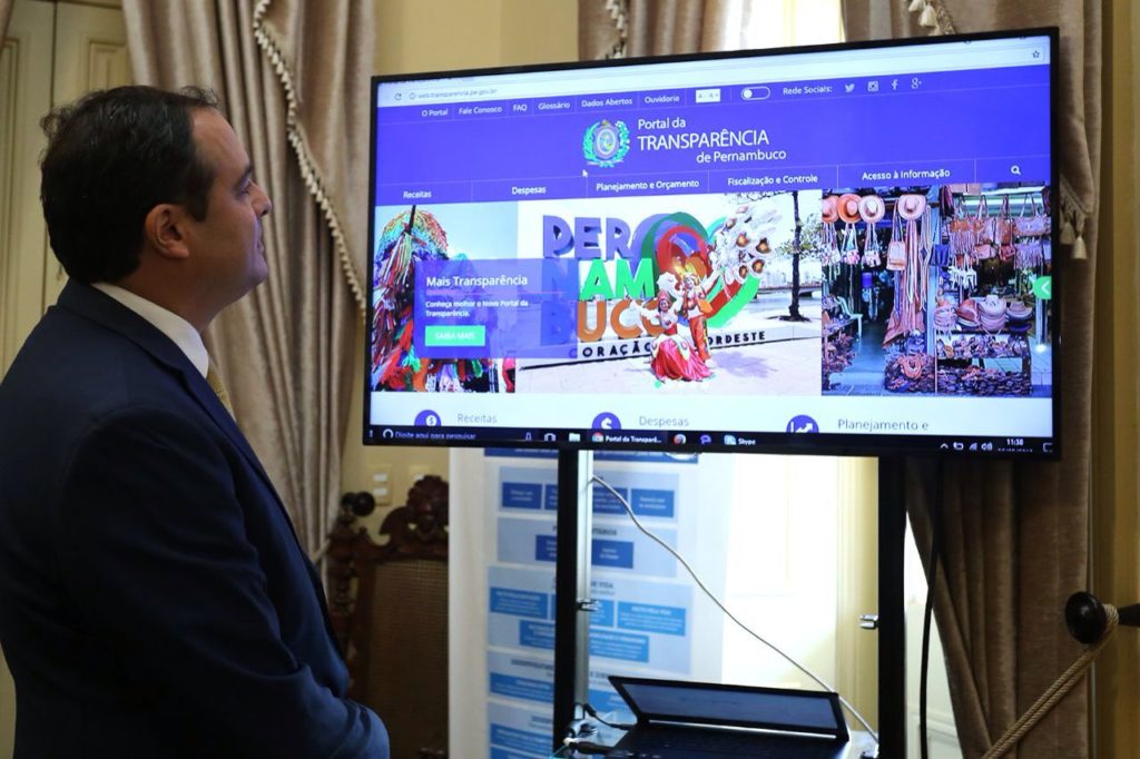 Paulo Câmara: “Nossa premissa é trabalhar com a transparência e a verdade”